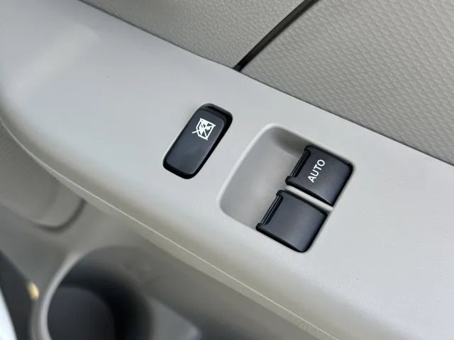 クリッパー(ニッサン)DX CVT 4WD届出済未使用車 13