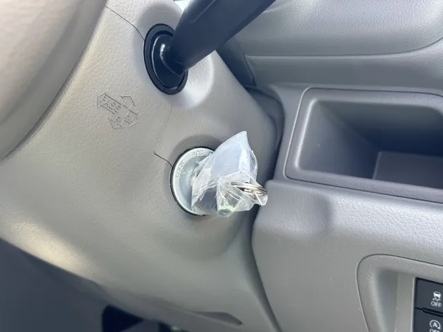 クリッパー(ニッサン)DX CVT 4WD届出済未使用車 15