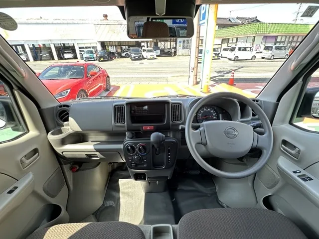 クリッパー(ニッサン)DX CVT 4WD届出済未使用車 5