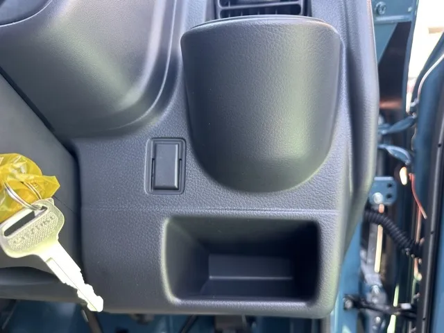 キャリートラック(スズキ)スーパーキャリイXリミテッド AT届出済未使用車 10