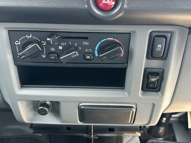 ミニキャブバン(三菱)CD 16.0kwh 4シーター中古車 15
