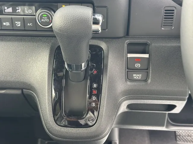 N-BOX(ホンダ)N-BOXカスタムターボ コーディネートスタイルディーラ-試乗車 17