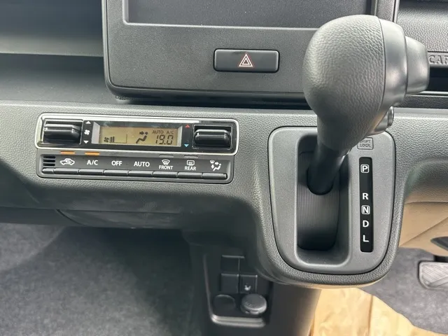 ワゴンR(スズキ)FX届出済未使用車 16
