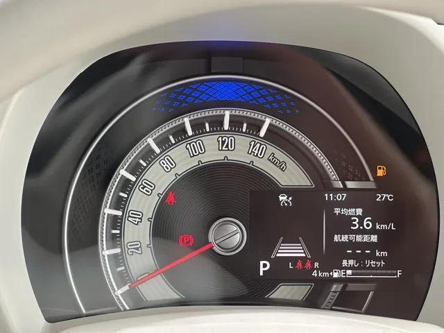 ワゴンＲスマイル(スズキ)ハイブリッドX 全方位ナビ届出済未使用車 24