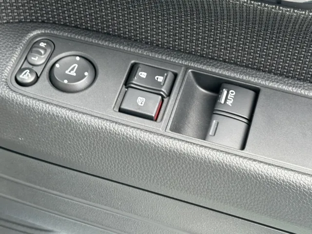 N-VAN(ホンダ)FUN 届出済未使用車 13