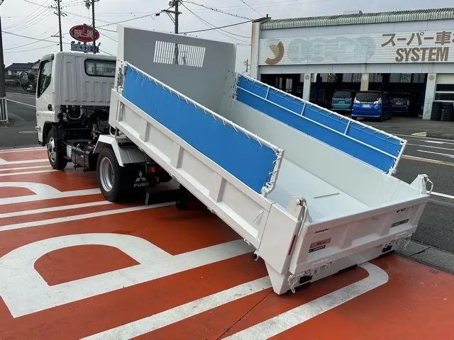 キャンター(三菱)３ｔ ローダースライドダンプ コボレーン登録済未使用車 2