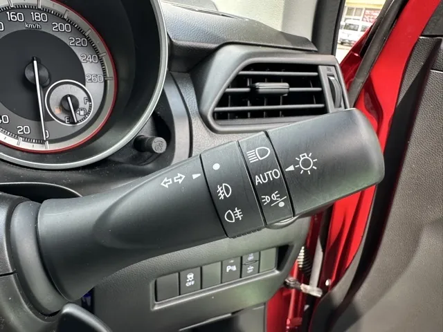 スイフト(スズキ)ベースグレード　セーフティサポート　AT中古車 18