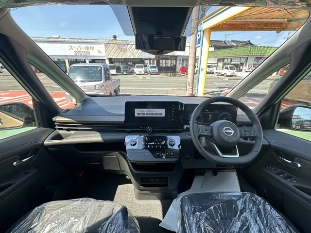 セレナ(ニッサン)ハイウェイスターV アラウンドビューモニター 12.3ナビ登録済未使用車 6