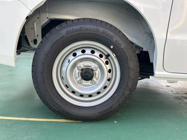 エブリイ(スズキ)スクラムバン PA 4WD 4AT届出済未使用車 12