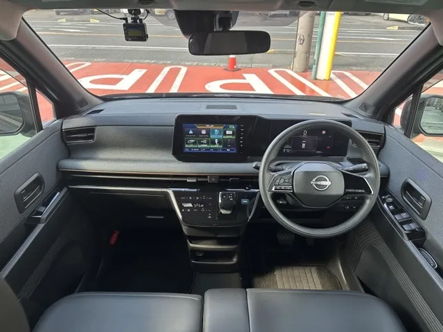 サクラ(ニッサン)X 90周年記念車中古車 5