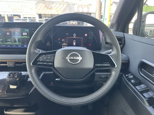サクラ(ニッサン)X 90周年記念車中古車 6