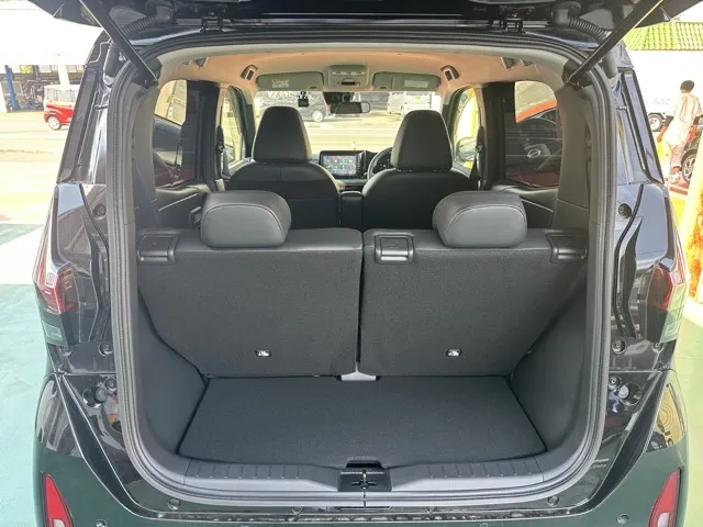 サクラ(ニッサン)X 90周年記念車中古車 8