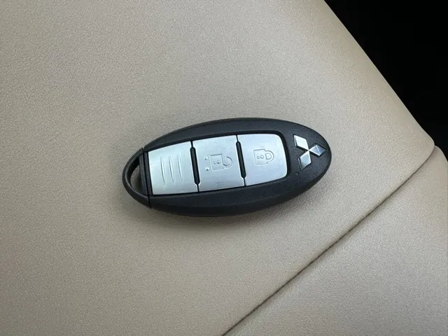 eKクロス(三菱)ＥＶ Ｐ エクステリアガーニッシュPKG マイパイロット中古車 13