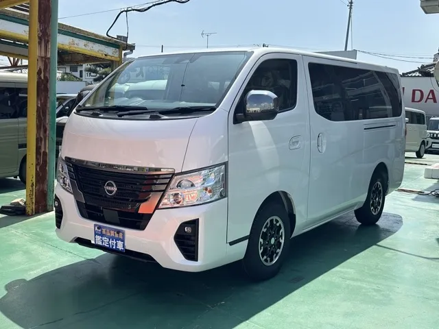 キャラバン(ニッサン)ロング オーテックラインプラス登録済未使用車 1