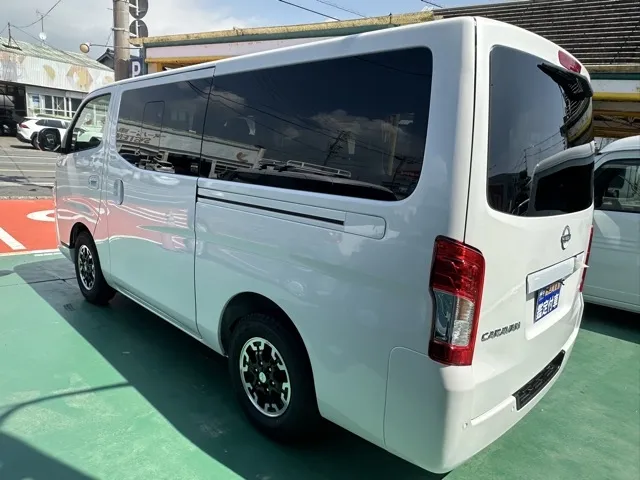 キャラバン(ニッサン)ロング オーテックラインプラス登録済未使用車 2