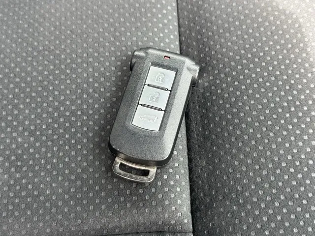 エクリプスクロス(三菱)P中古車 12