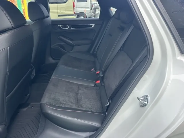 シビック(ホンダ)RS 6MT登録済未使用車 4