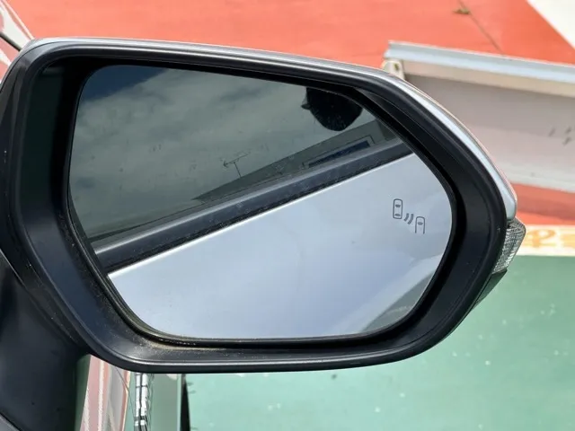 カローラ(トヨタ)ハイブリッドGZ中古車 12