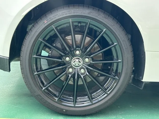 GRヤリス(トヨタ)RC ４WD AT中古車 10