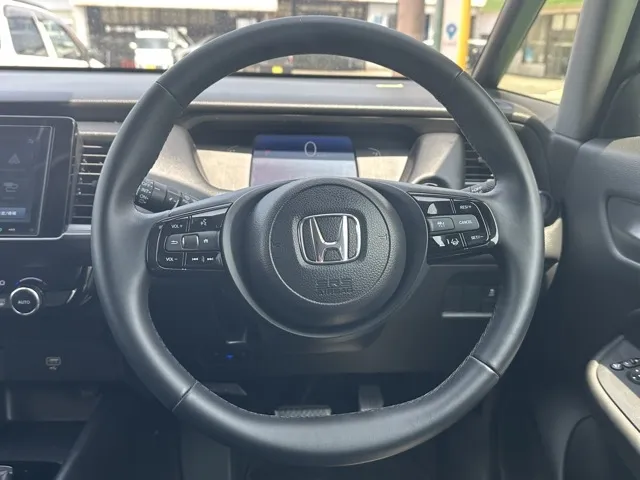 フィット(ホンダ)e：HEV ホーム ブラックスタイル中古車 7