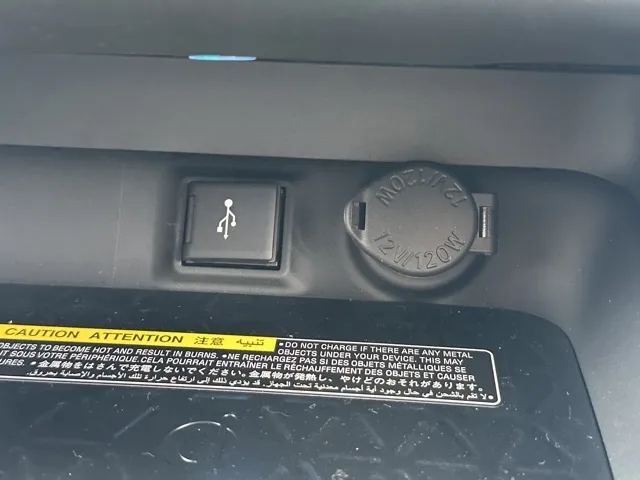 ＲＡＶ４(トヨタ)ブラックトーン 4WD中古車 17
