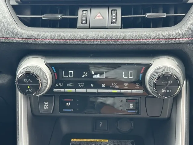 ＲＡＶ４(トヨタ)ブラックトーン 4WD中古車 18