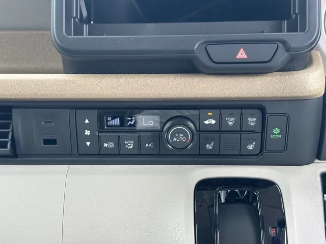 N-BOX(ホンダ)N-BOX ファッションスタイル コンフォートＰ届出済未使用車 17