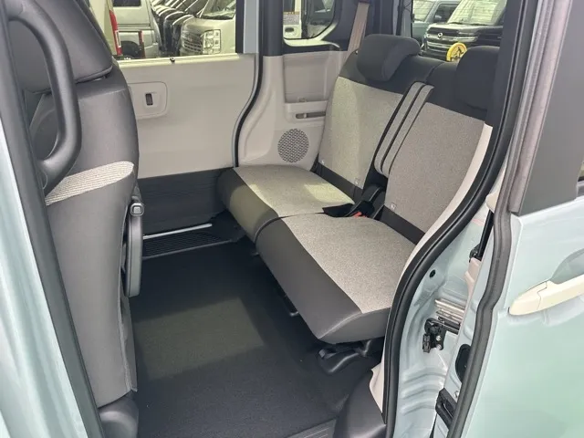 N-BOX(ホンダ)N-BOX ファッションスタイル コンフォートＰ届出済未使用車 4