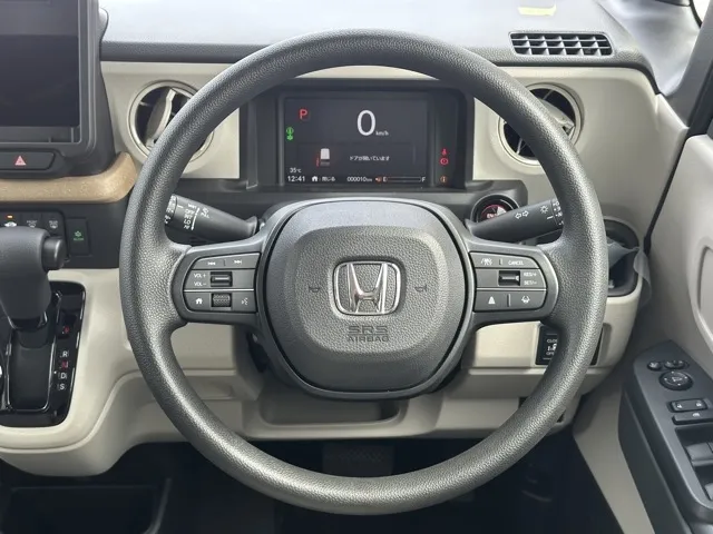 N-BOX(ホンダ)N-BOX ファッションスタイル コンフォートＰ届出済未使用車 6