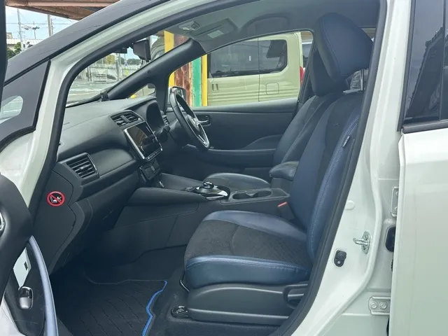 リーフ(ニッサン)オーテック中古車 3