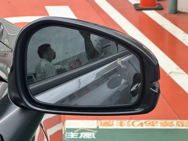 ZR-V (ホンダ)e：HEV Z ブラックスタイル登録済未使用車 14
