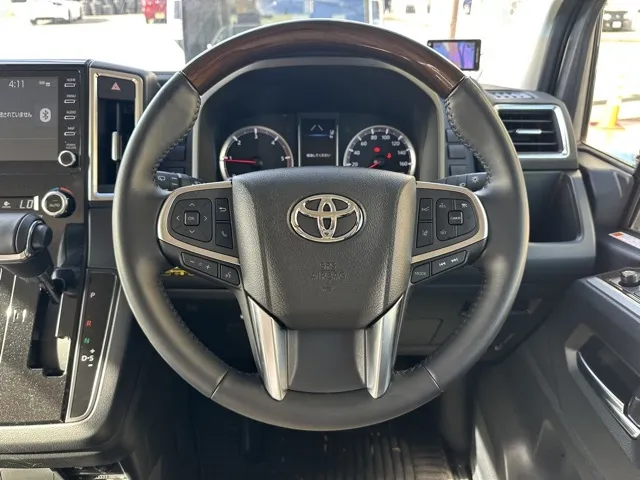 グランエース(トヨタ)G 8人中古車 11