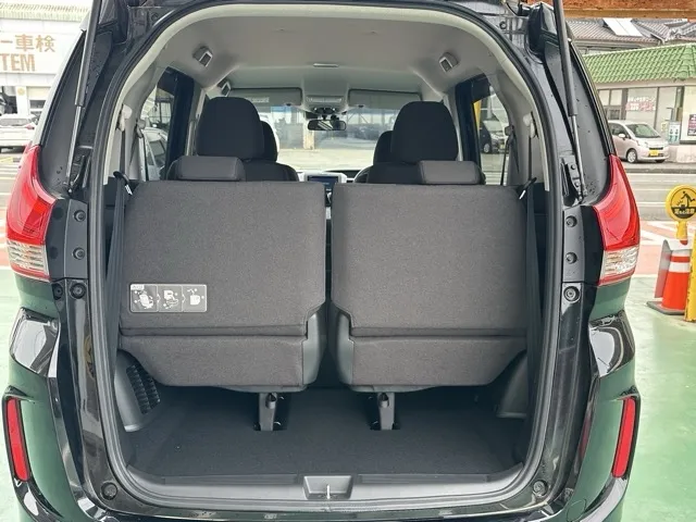 フリード(ホンダ)Gディーラ-試乗車 9