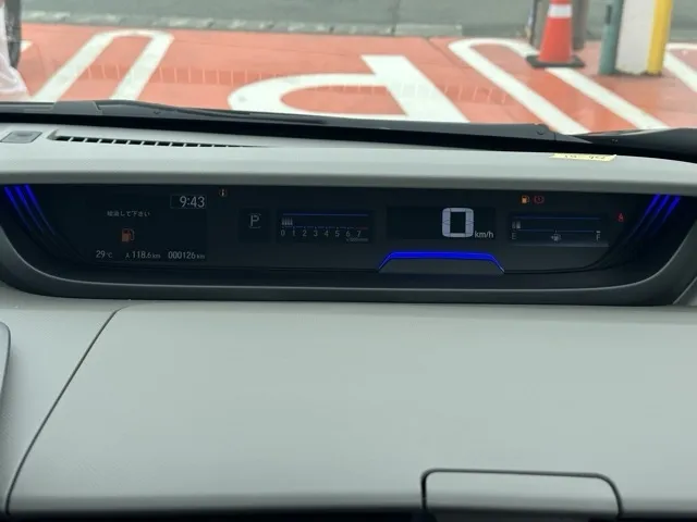 フリード(ホンダ)Gディーラ-試乗車 26