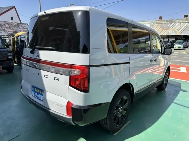 デリカD:5(三菱)シャモニー ナビ取付PKGアラビュー登録済未使用車 12