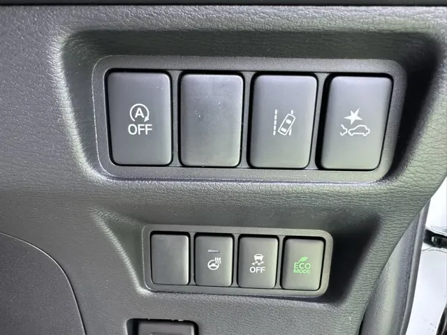 デリカD:5(三菱)シャモニー ナビ取付PKGアラビュー登録済未使用車 15