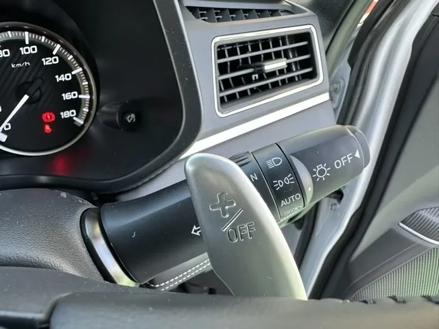 デリカD:5(三菱)シャモニー ナビ取付PKGアラビュー登録済未使用車 16