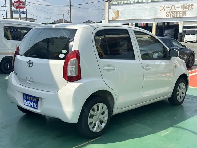 パッソ(トヨタ)X中古車 9