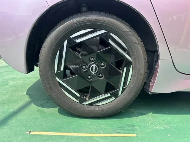 リーフ(ニッサン)Ｘ中古車 13