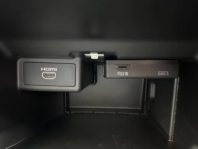 リーフ(ニッサン)Ｘ中古車 19