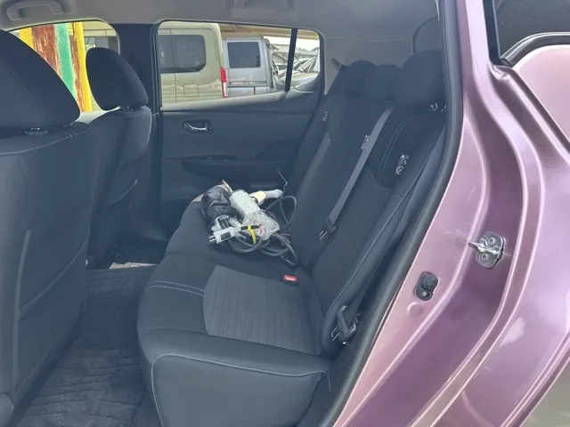 リーフ(ニッサン)Ｘ中古車 4