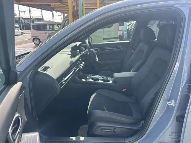 シビック(ホンダ)e：HEV中古車 3