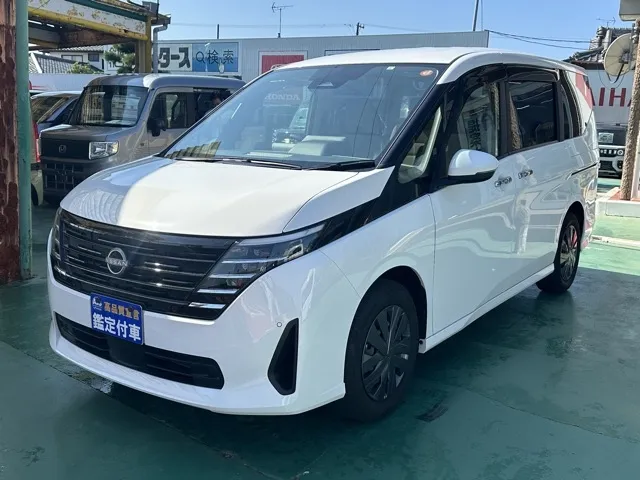 セレナ(ニッサン)X 左パワースライドドア中古車 1