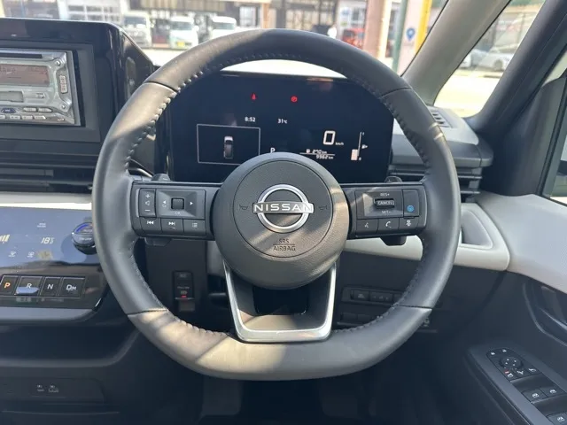 セレナ(ニッサン)X 左パワースライドドア中古車 8