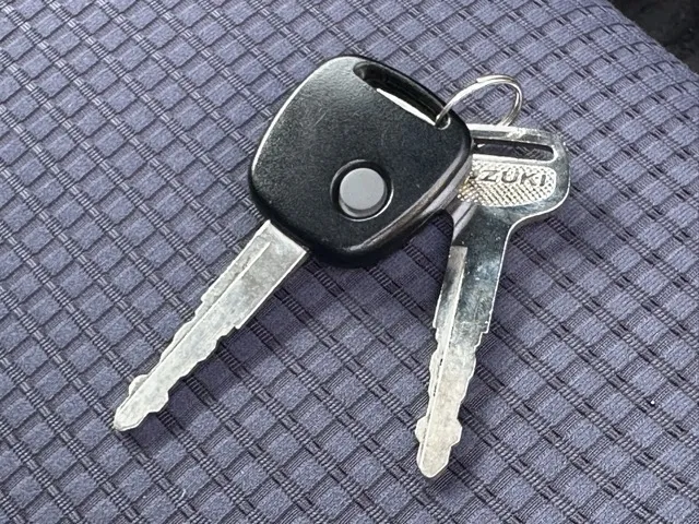 アルト(スズキ)F 5速ミッション中古車 13