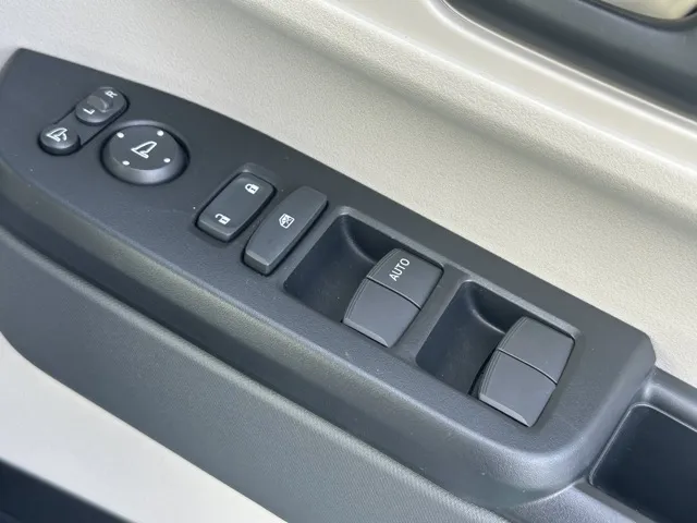 N-BOX(ホンダ)N-BOX ファッションスタイル コンフォートＰ中古車 15