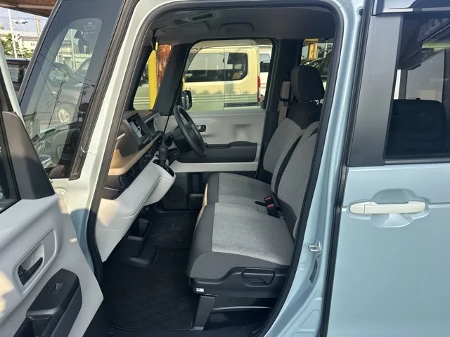 N-BOX(ホンダ)N-BOX ファッションスタイル コンフォートＰ中古車 3