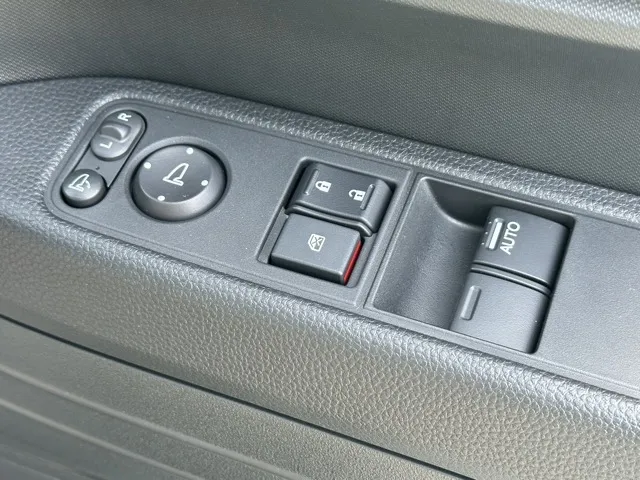 N-VAN(ホンダ)Lタイプ AT届出済未使用車 13
