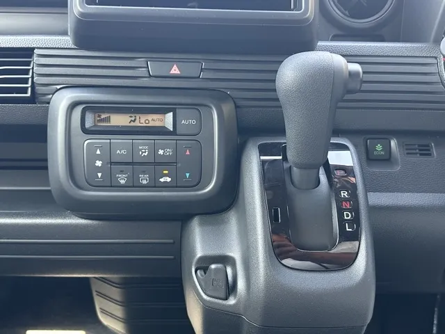 N-VAN(ホンダ)Lタイプ AT届出済未使用車 16