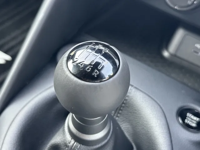 フェアレディZ(ニッサン)バージョンST 6MT中古車 14